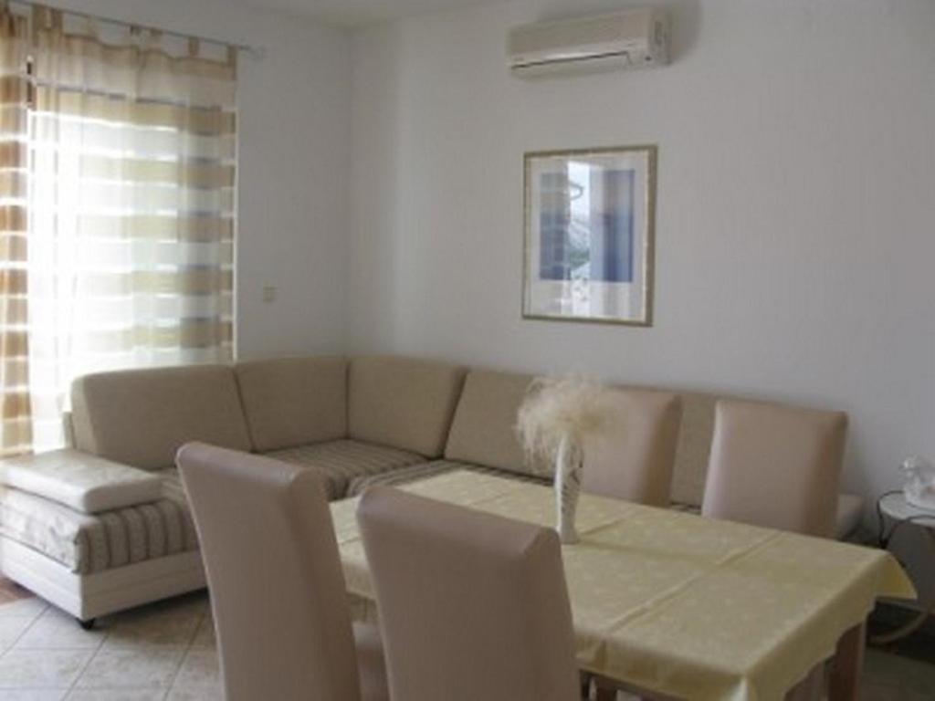 Apartments With A Parking Space Barbat, Rab - 16816 Barbat na Rabu Экстерьер фото